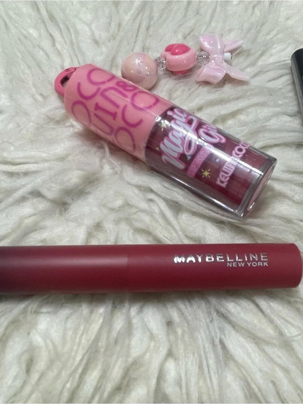 Ale-Hop Pink Gift Set with Maybelline Lipstick & L.A. Girl Lipliner